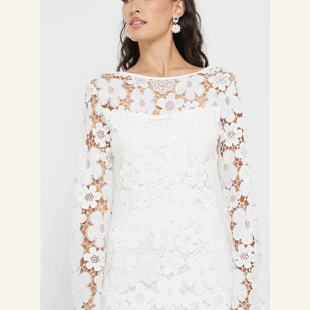 white floral lace knitted mini dress with round neck and flute sleeves